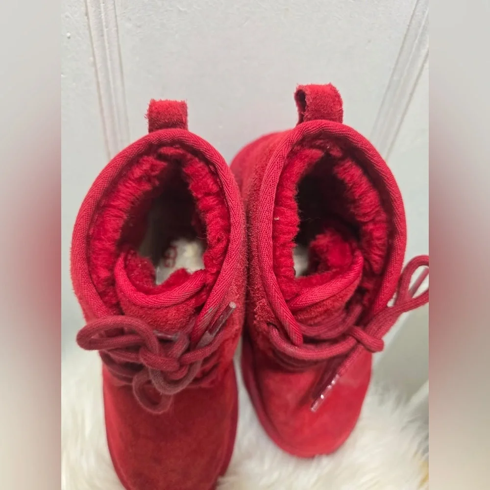 UGG size color